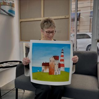 Tak a jsou venku! Naše poslední letošní autorské tisky. 💙✨ Všechny jsou signované, číslované… a velká část z nich už je u...